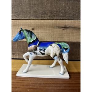 The Trail of Painted Ponies Northern Lights 1E 0593 In Box